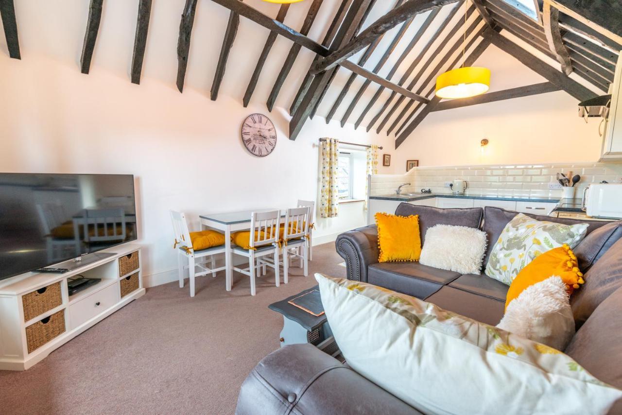 Valley Farm Holiday Cottages 엑스민스터 외부 사진