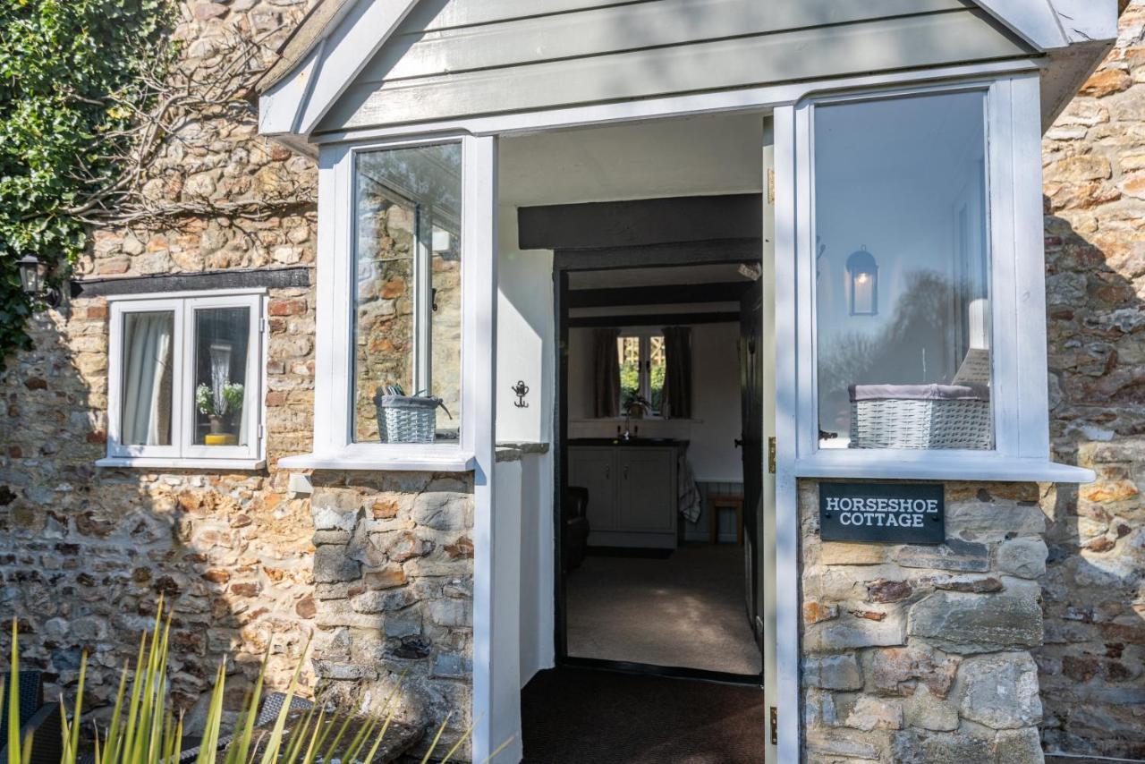 Valley Farm Holiday Cottages 엑스민스터 외부 사진